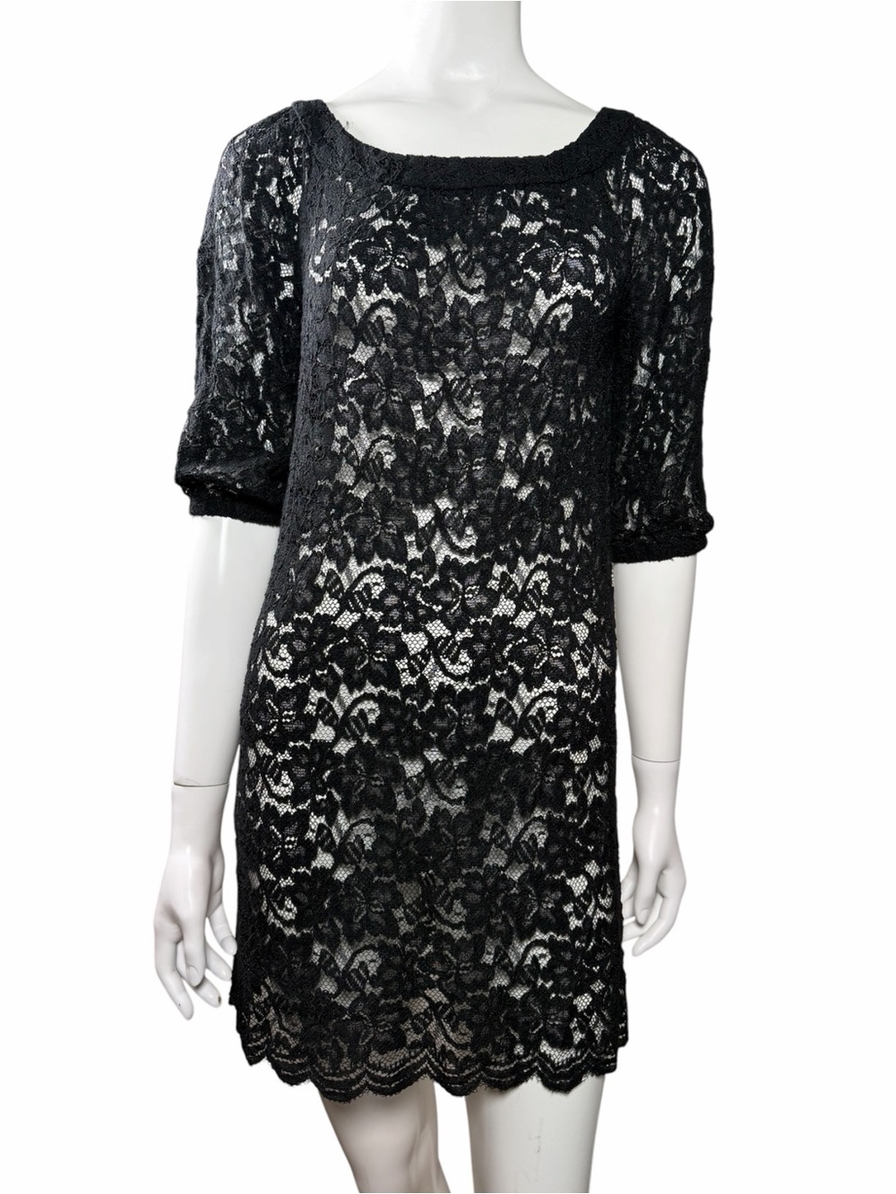 Diane von Furstenberg Black Lace Shift Dress 4 Sheer Sleeve Cocktail Made USA